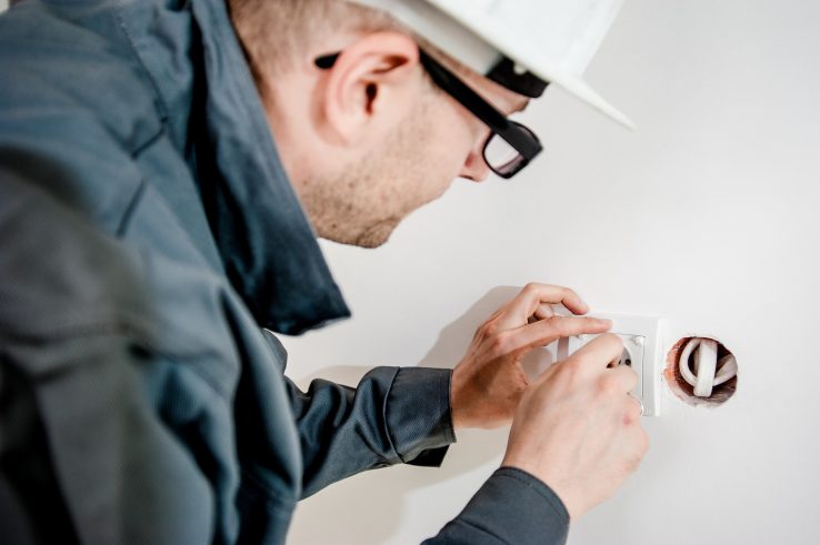 Rose Electrical - Best Electrician Doncaster | Emergency Electrician Doncaster | Air Conditioning Repairs Doncaster | We provide 24 HOURS SERVICE - Service Work Guaranteed! ! ! Call now ! ! ! 07990 750592 or visit https://roseselectrical.co.uk/